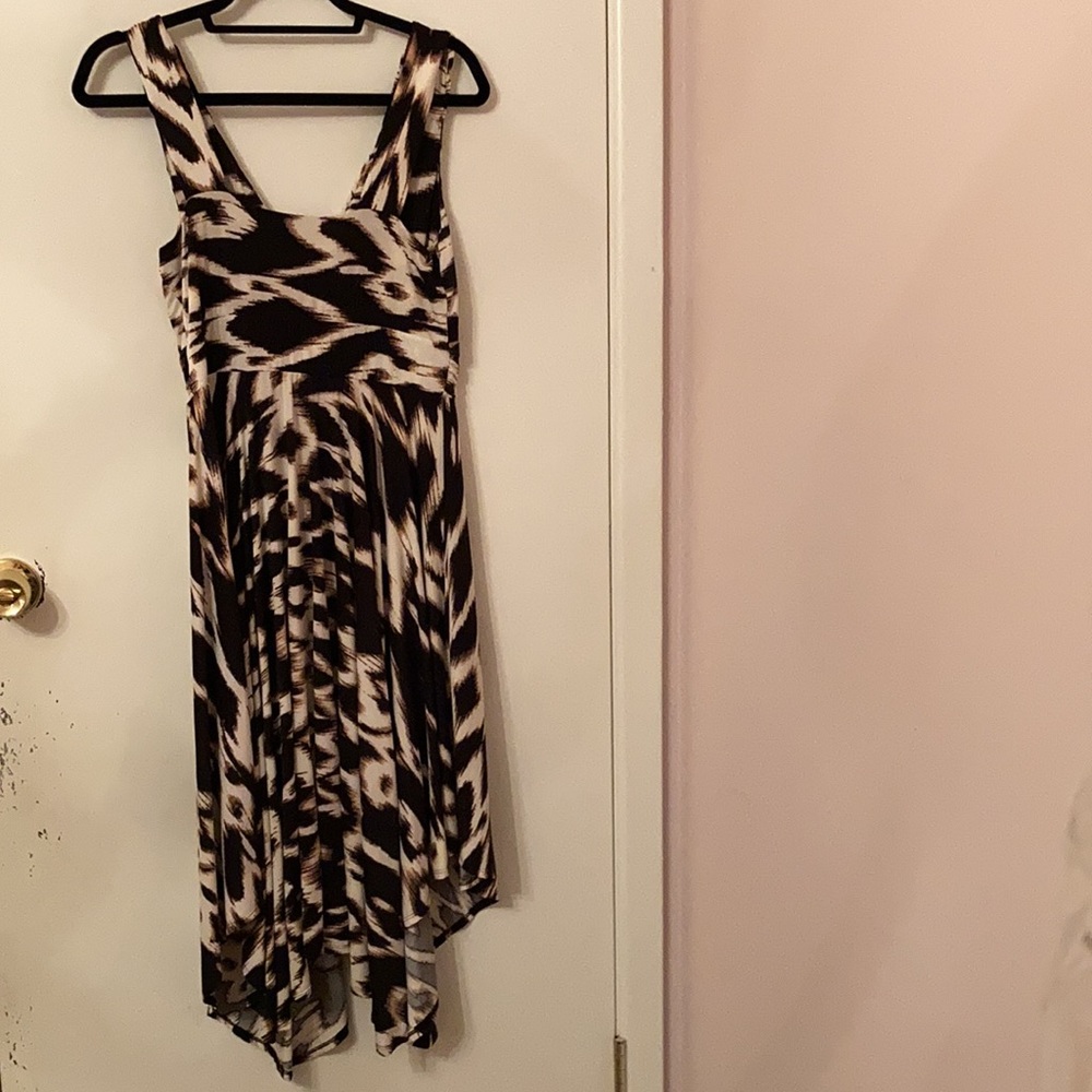 Dress - Picture 2 of 5